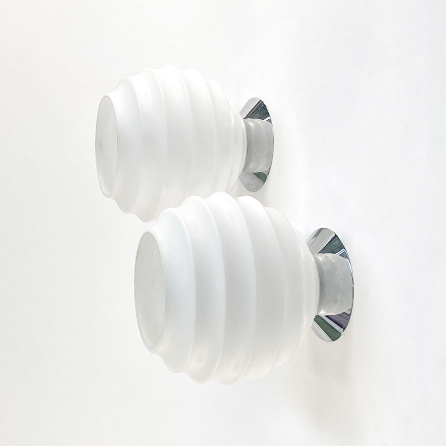 Lampada per muro vintage vetro bianco opalino