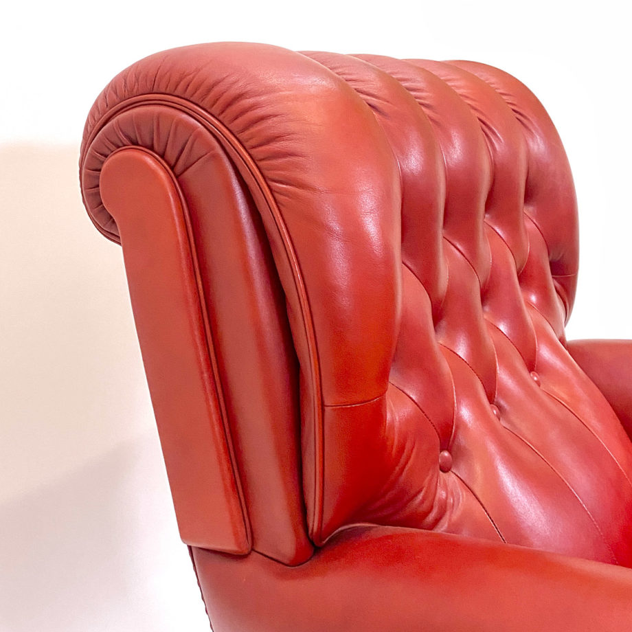 Poltrona in pelle colore rosso Vintage