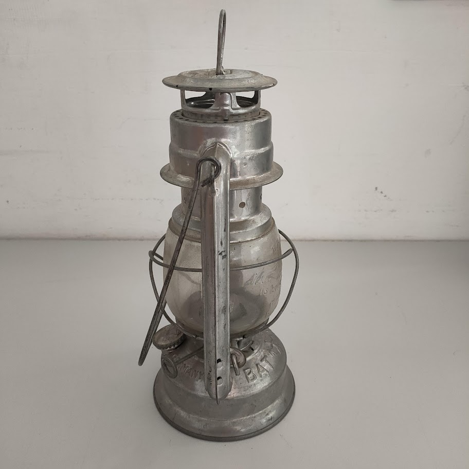 Selgiuchide Bronzo Lampada Ad Olio Con Leone