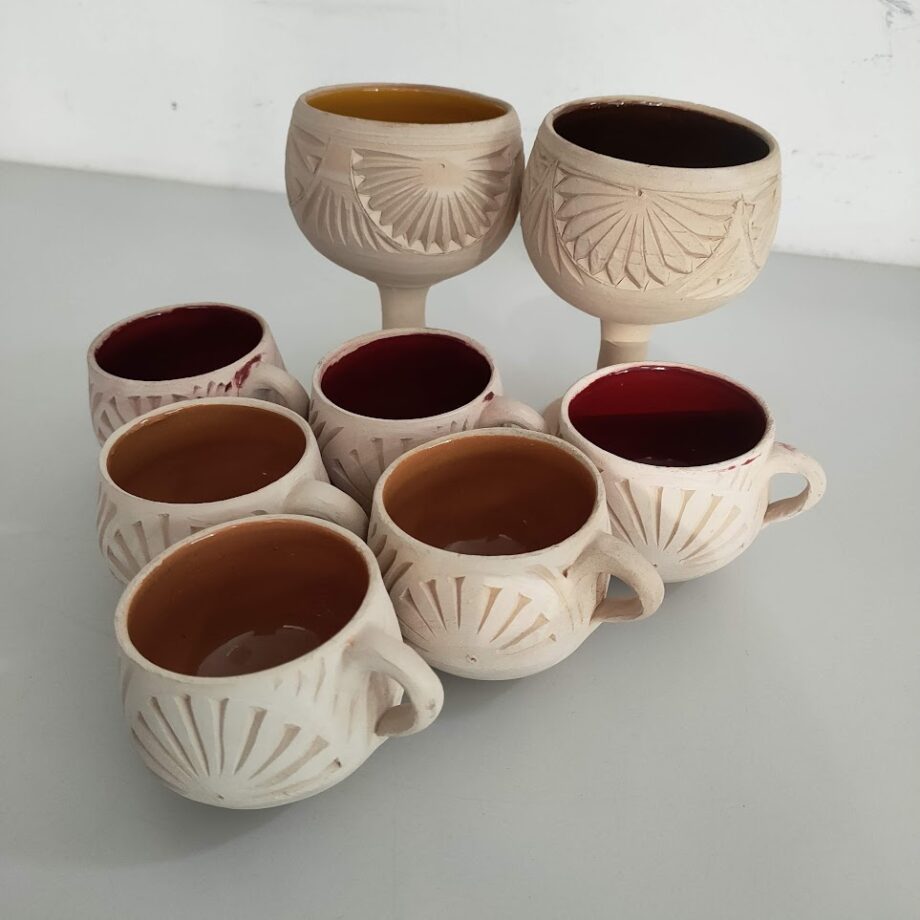 Set di: 2 Calici per Vino, 6 Tazzine per Caffè in Ceramica Vintage Anni'60