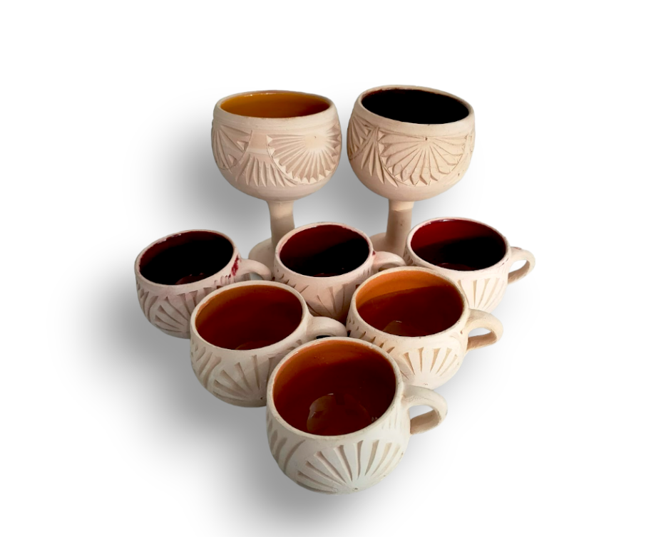 Set di: 2 Calici per Vino, 6 Tazzine per Caffè in Ceramica Vintage Anni'60