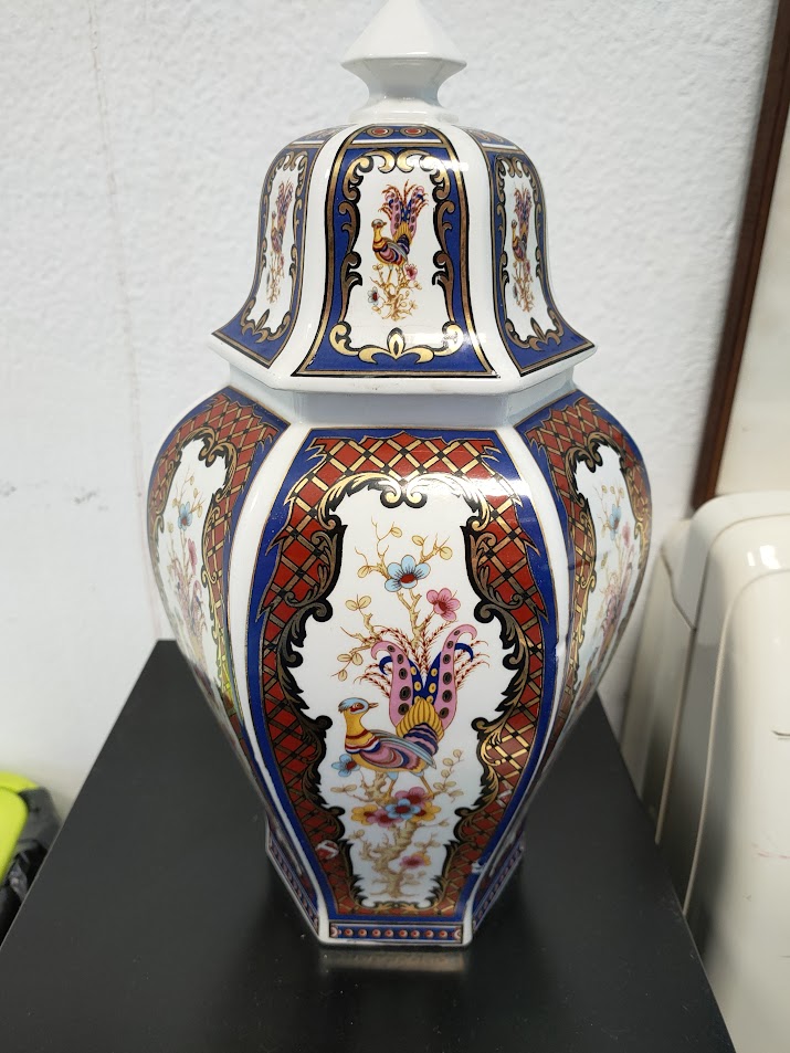 Vaso in Porcellana "B&G" Realizzato e Decorato a Mano Vintage Anni '70