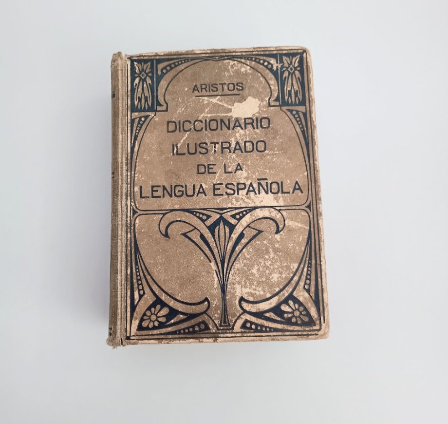 Libro Diccinaro illustrado de la lengua espanola