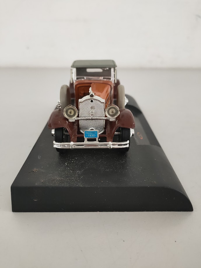 Modellino in Plastica, Metallo "Packard 1930" di Colore Marrone Vintage Ani '90