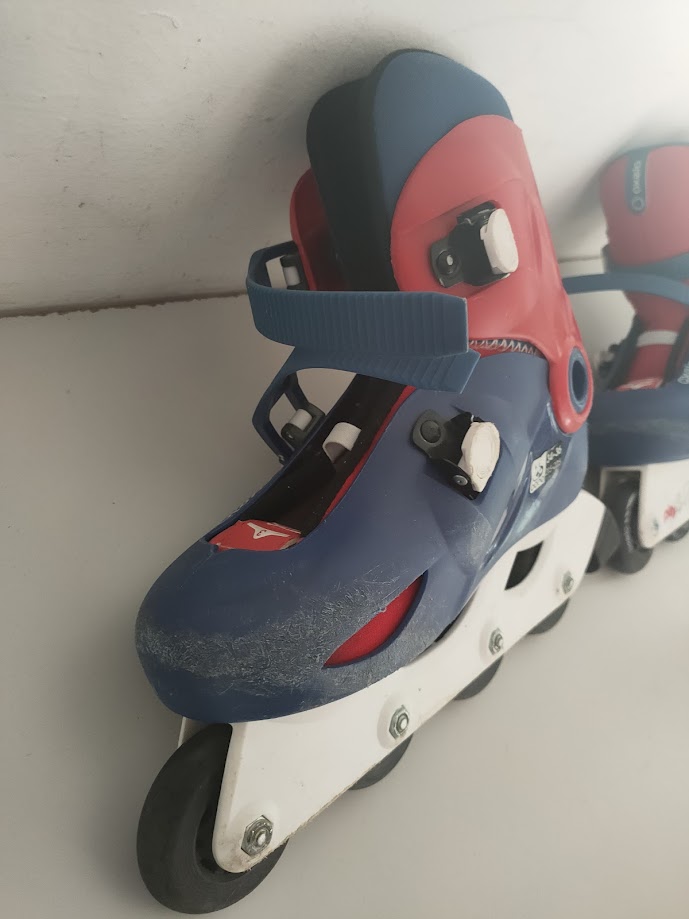 Pattini di Colore Blu/Rosso/Bianco 2000
