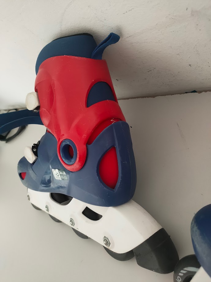 Pattini di Colore Blu/Rosso/Bianco 2000