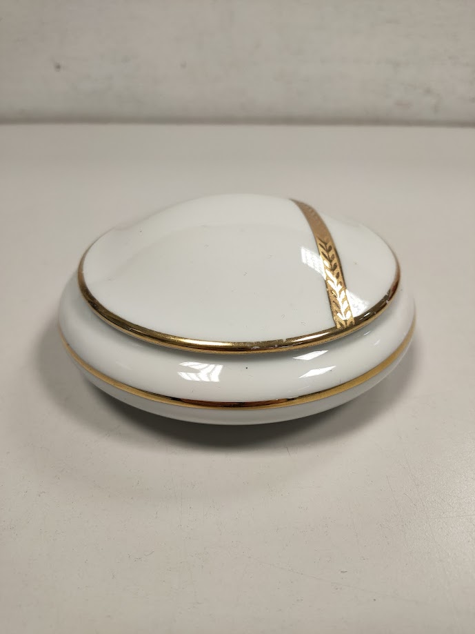 Portagioie in Porcellana di "Limoges" con Decorazioni Color Oro Vintage