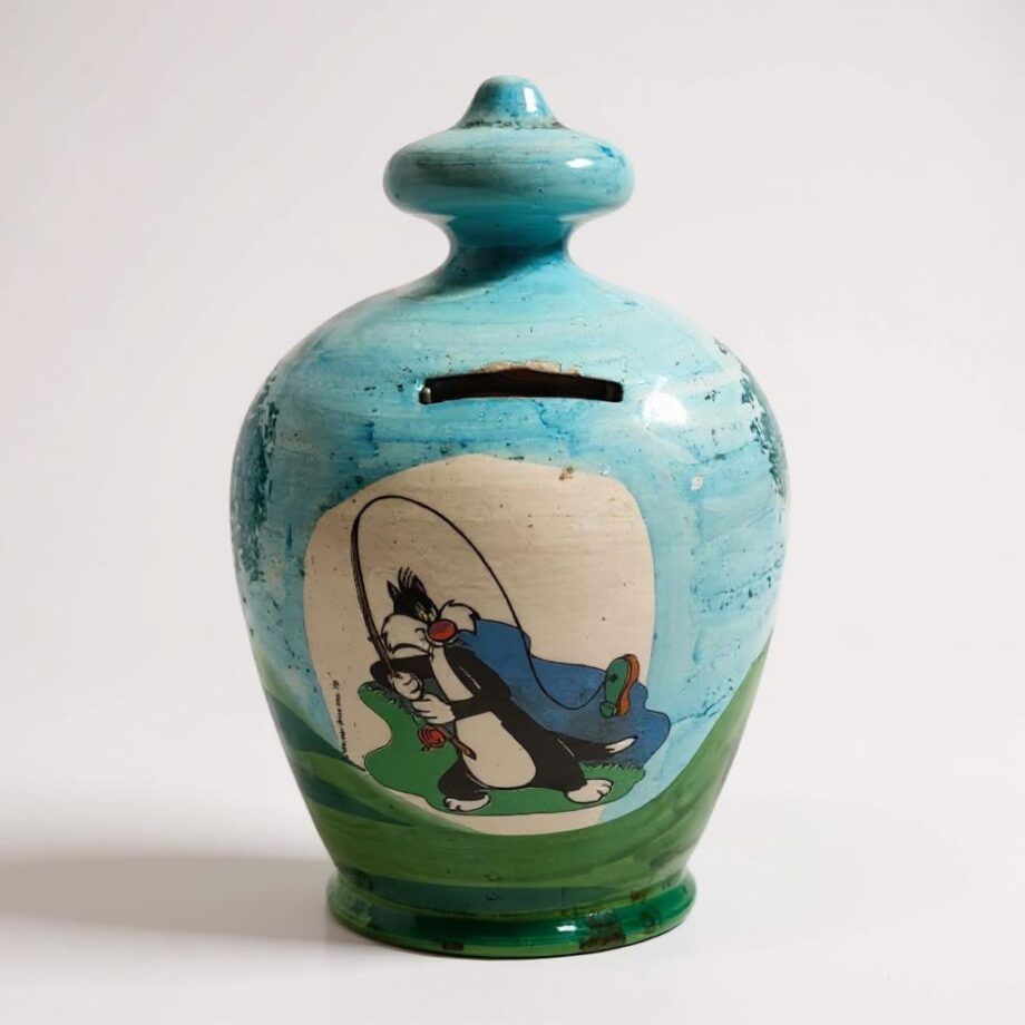 Salvadanaio in Ceramica "Warner Bros - Gatto Silvestro" Lavorato e Dipinto a Mano Vintage Anno '75