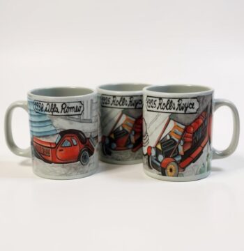 Set di 4 Tazze Tipo Mug in Porcellana "Saturnia" Raffigurante Auto D'Epoca