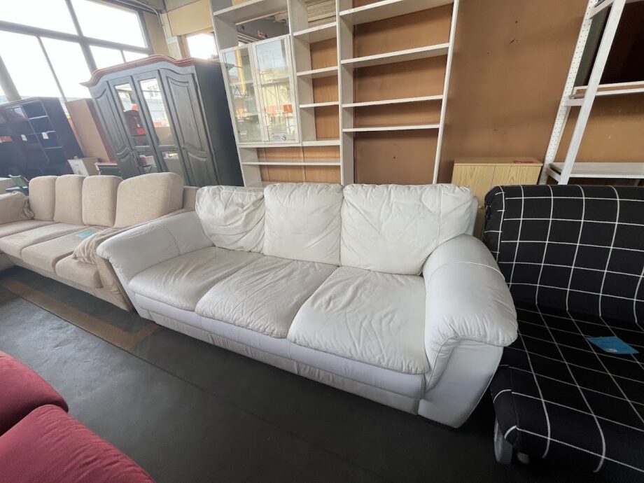 Divano in pelle 3 posti