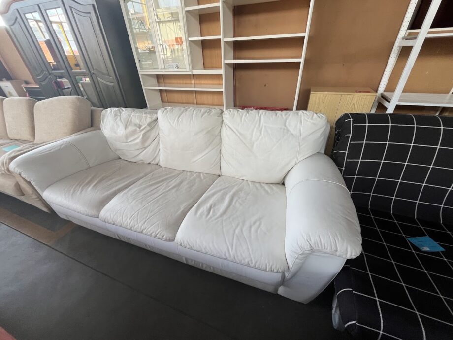 Divano in pelle 3 posti