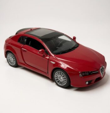 Modellino Auto Burago Alfa Brera Scala 1:32 Anni 2010