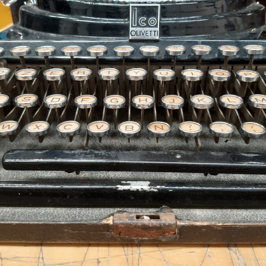 Macchina da Scrivere Portatile Ico Olivetti MP1