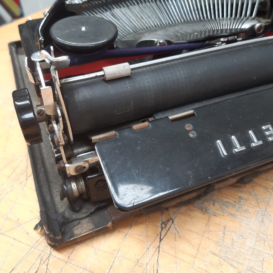 Macchina da Scrivere Portatile Ico Olivetti MP1