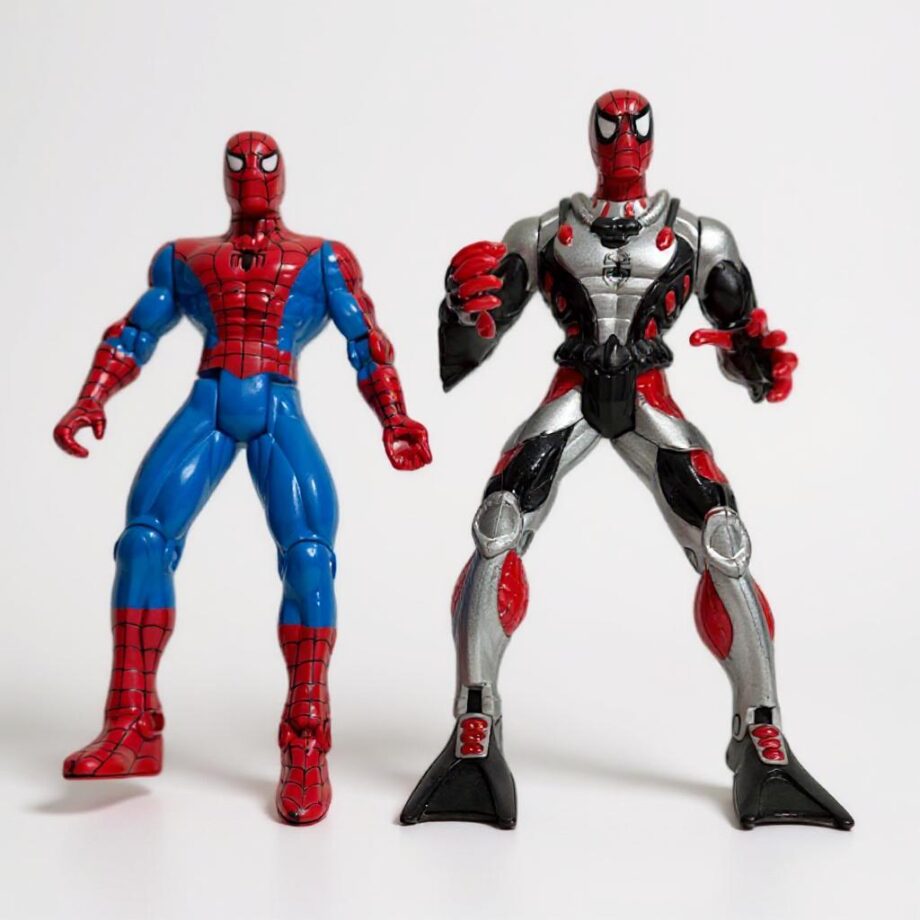 2 Personaggi "Marvel" di Spider Man in Plastica. 1 Classico-1 Acqua Man Vintage Anni '90