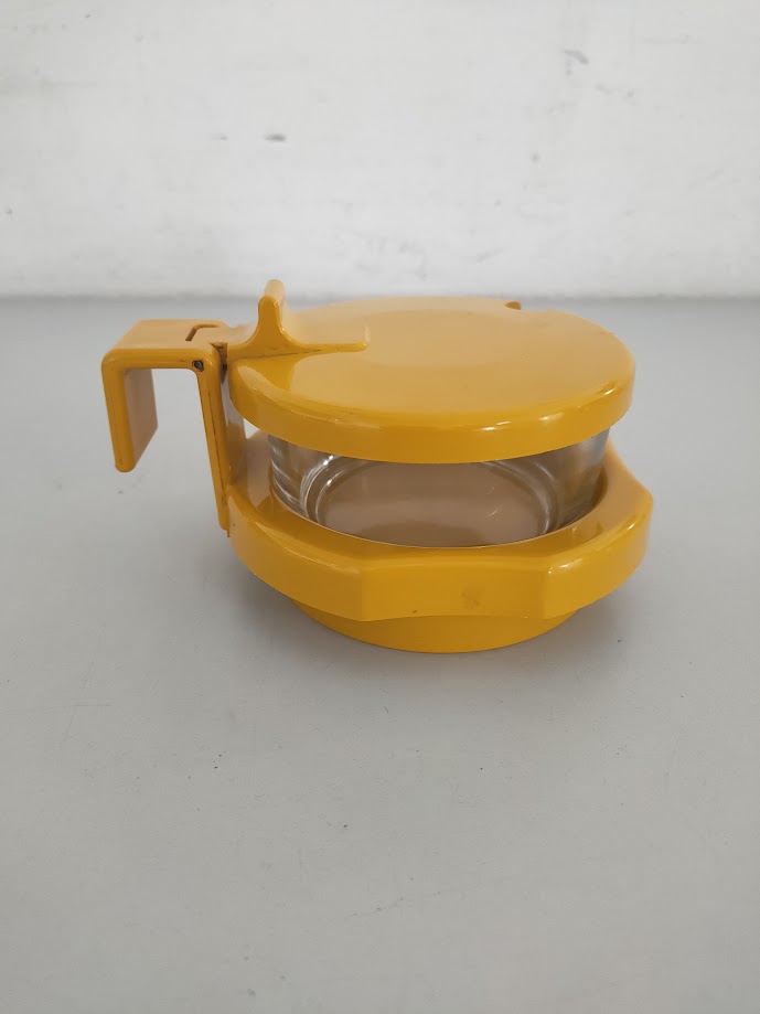 Formaggiera Abert di Colore Gialla in Plastica e Vetro Vintage Anni '70