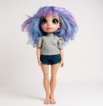 Bambola Rainbow High Violet Willow 11 Anno 2019