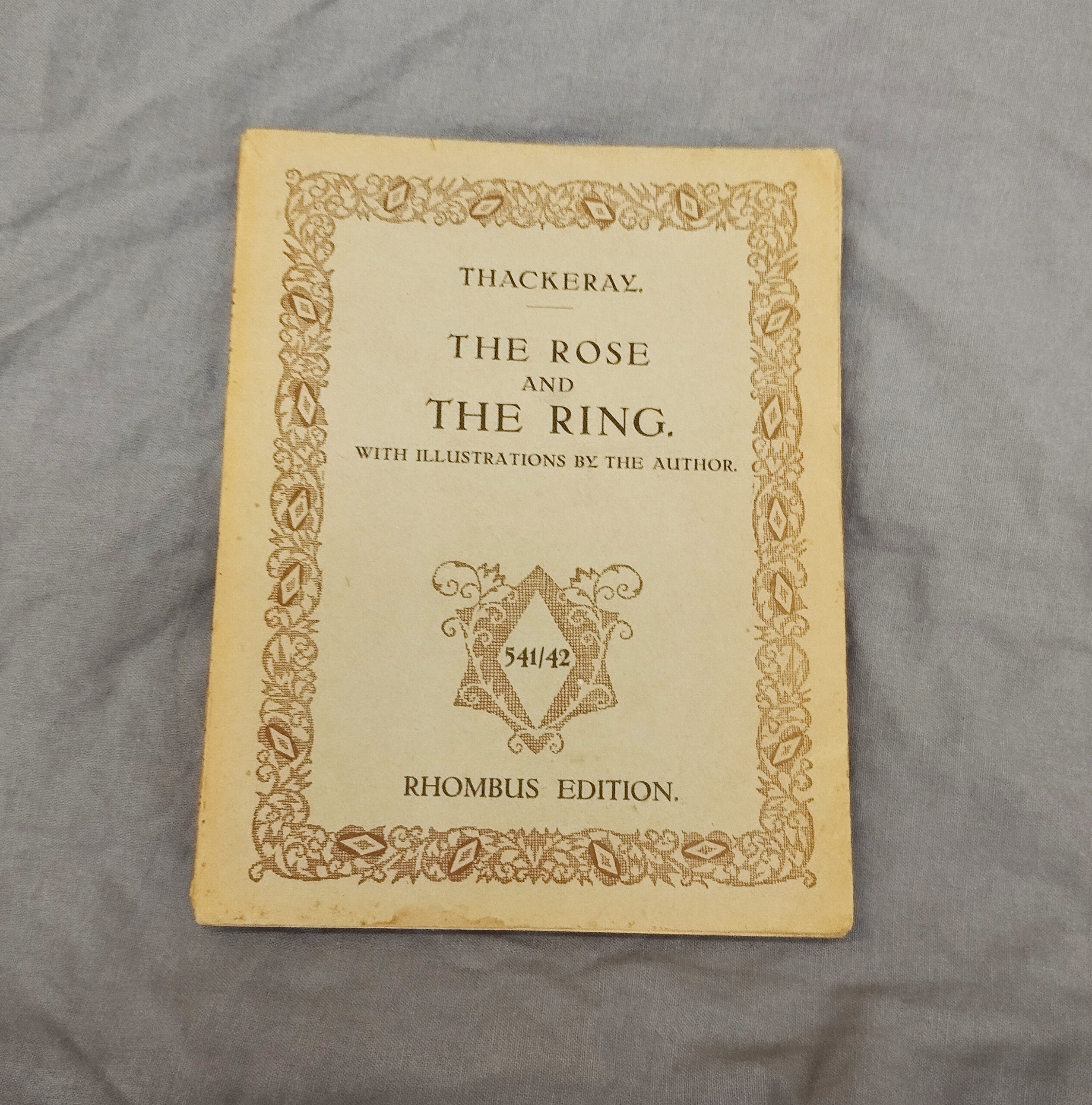 Libro The Rose and The Ring di Thackeray