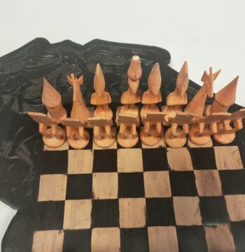 Scacchiera Artigianale Legno forma Continente Africano