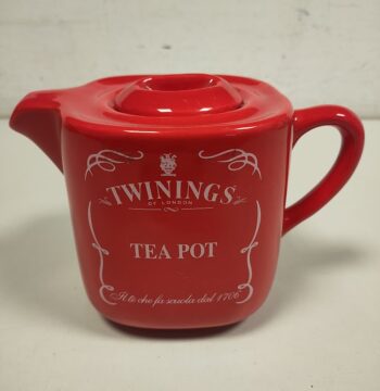 Teiera in Ceramica di Color Rosso "Twinings of London"