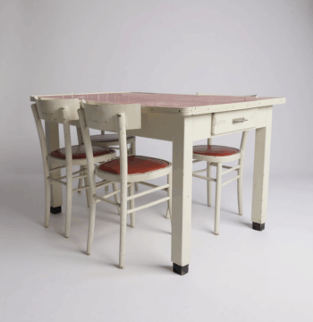 Tavolo Anno 1942 con 4 sedie  " IN PROMO!!!"