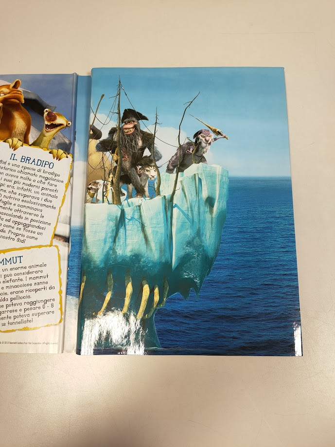 Album "L'Era Glaciale 4" "Continenti alla Deriva" + 3 Card 2012