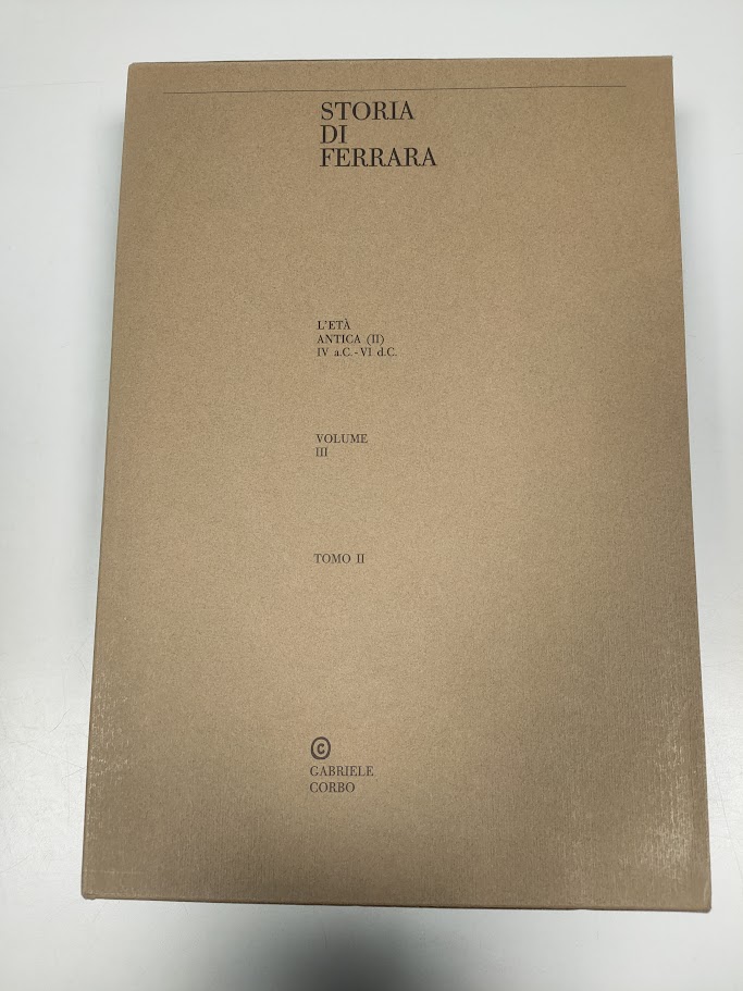 Libri 2 Volumi Storia di Ferrara Volume III Tomo 1 e 2 1989