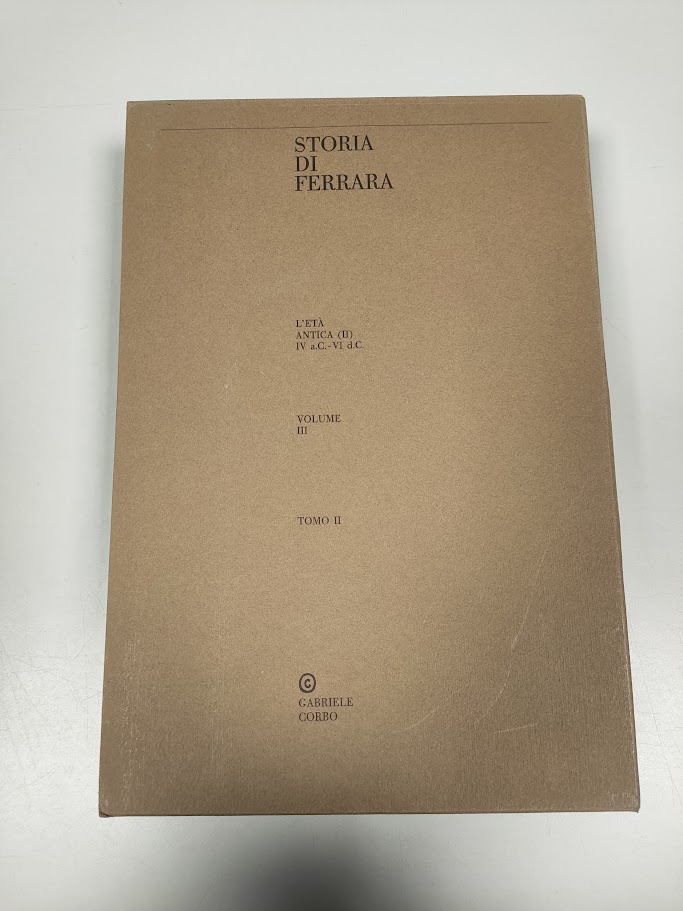 Libri 2 Volumi Storia di Ferrara Volume III Tomo 1 e 2 1989