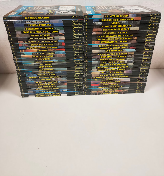 Lotto Fumetti Julia Editore Bonelli 1/200 Non completa