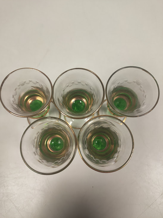 Set Vintage di Bottiglia e 5 Bicchieri da Liquore in vetro Anni '50