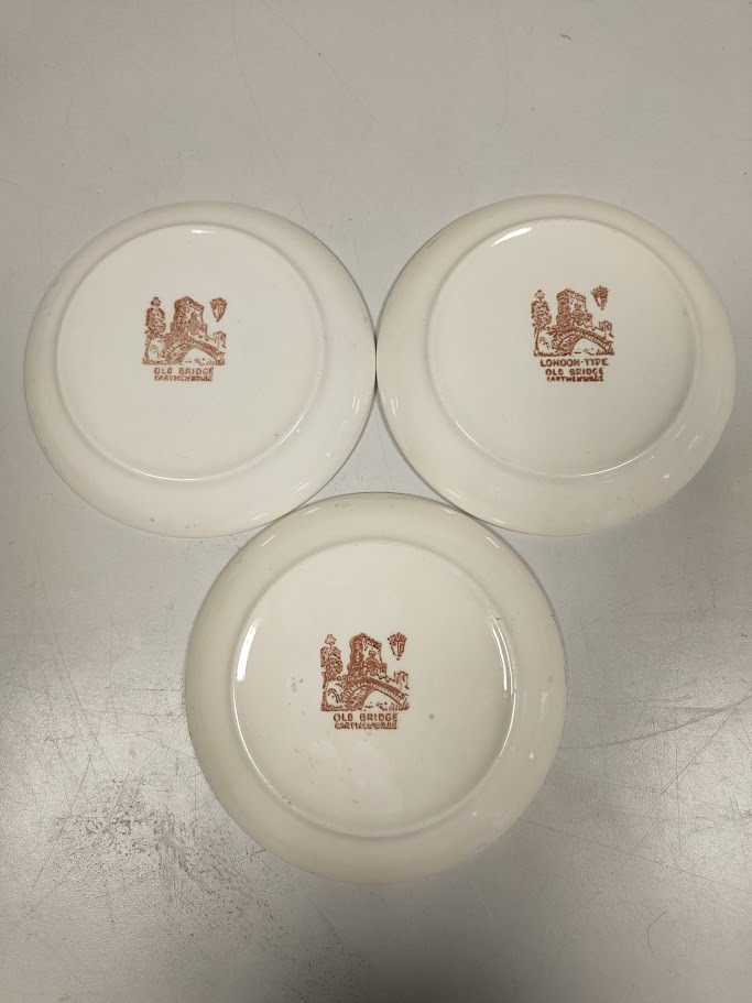Set di 3 Piattini in Porcellana Decorativi Vintage con scene Inglesi Old Bridge
