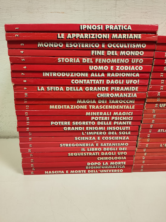 Libri De L'Ignoto 50 volumi Completa 1993