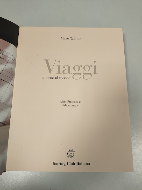 Libro viaggi Intorno al Mondo 2002