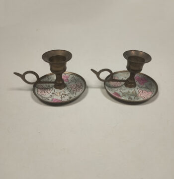 Coppia di porta Candele in Ottone Smaltato con Motivo Floreale Vintage Anni '60