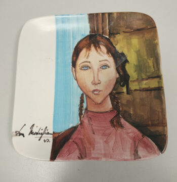 Piatto Decorativo in Ceramica Ispirato al Dipinto Ragazza con le Trecce 1918