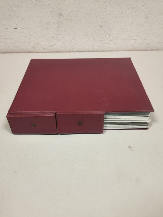 Cofanetto Contenente Plastici in Rilievo delle Regioni D'Italia Vintage Anno 1966