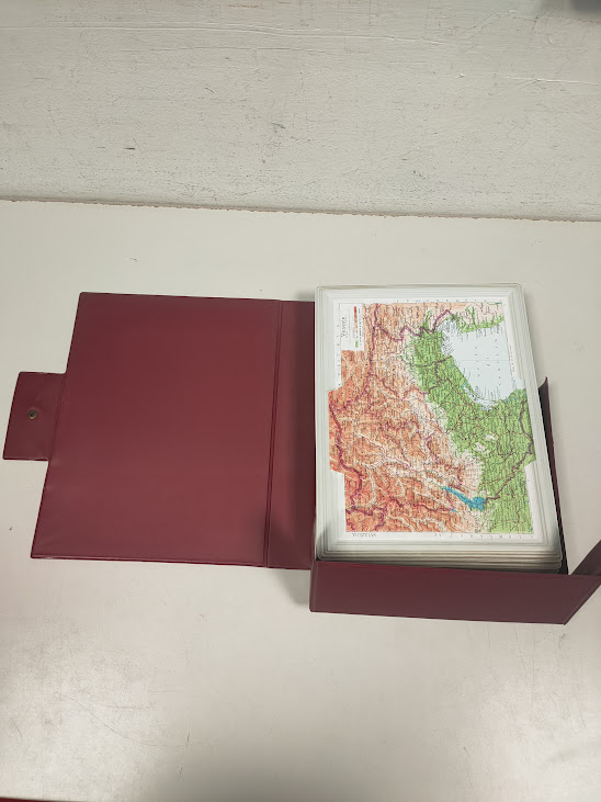 Cofanetto Contenente Plastici in Rilievo delle Regioni D'Italia Vintage Anno 1966