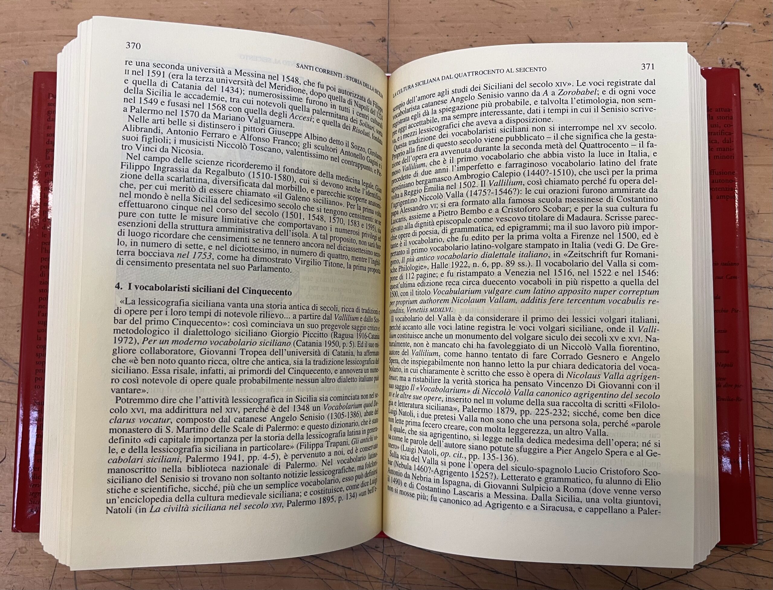 Libro "Storia della Sicilia" - Santi Correnti - Newton & Compton Editori 2001