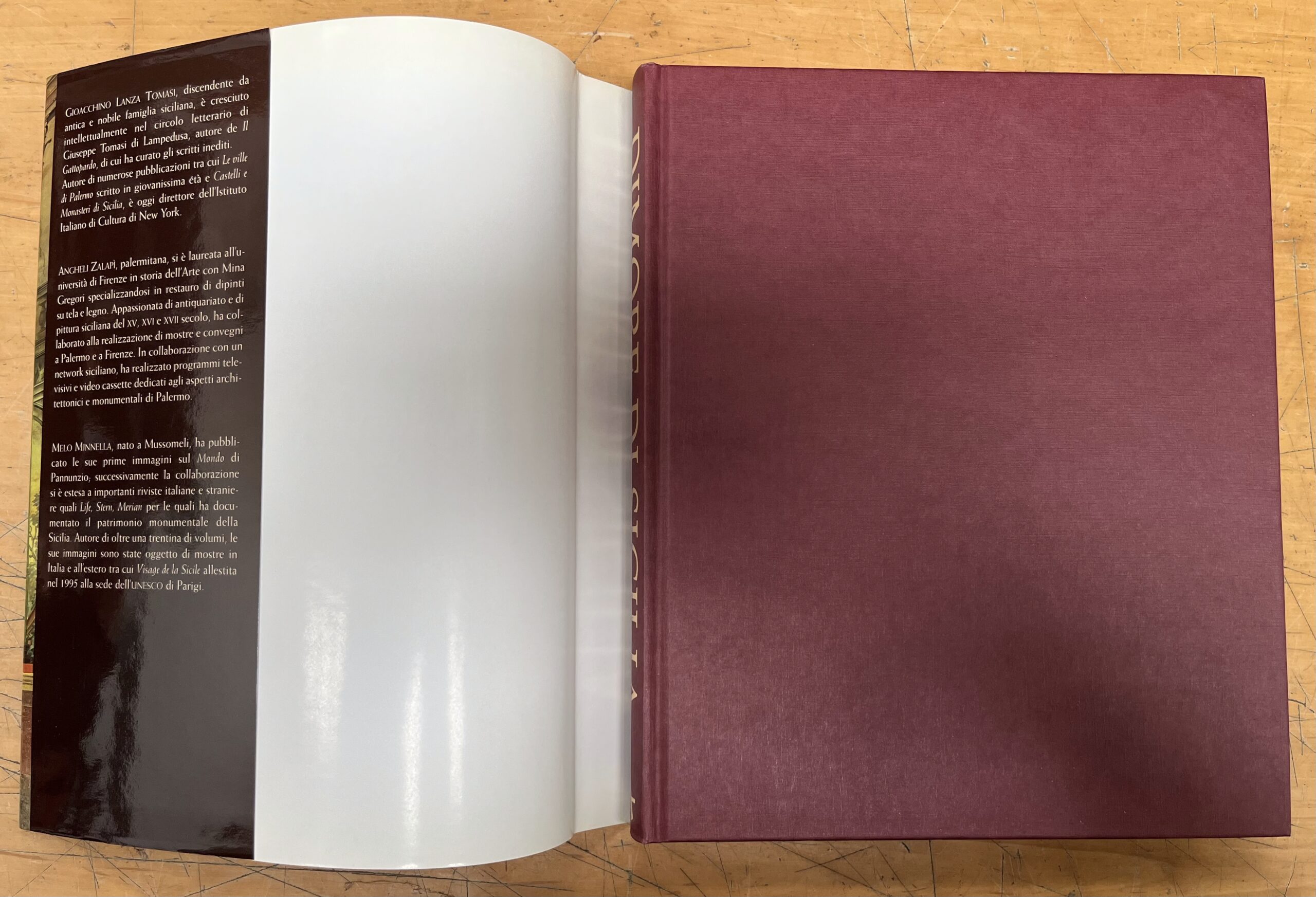 Libro "Dimore di Sicilia" - Angheli Zalapì - Arsenale Editrice 2004