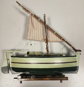 Modellino in Legno di una Barca a Vela Tradizionale Vintage Anni '30/'60