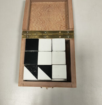 Puzzle a Blocchi Nascosti "Reattivo Mosaico" Gioco di logica e Ragionamento Vintage Anni 2000