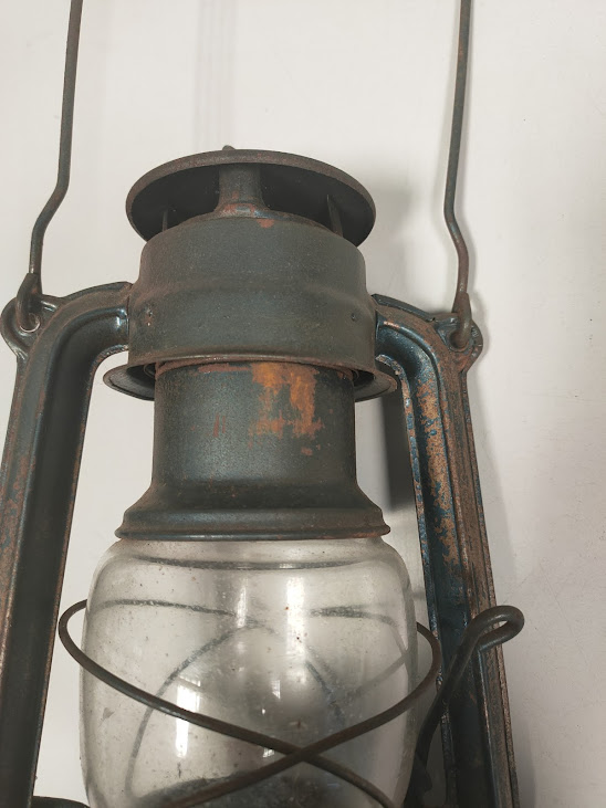 Lanterna ad Olio "Hurricane" in Metallo e Vetro Vintage