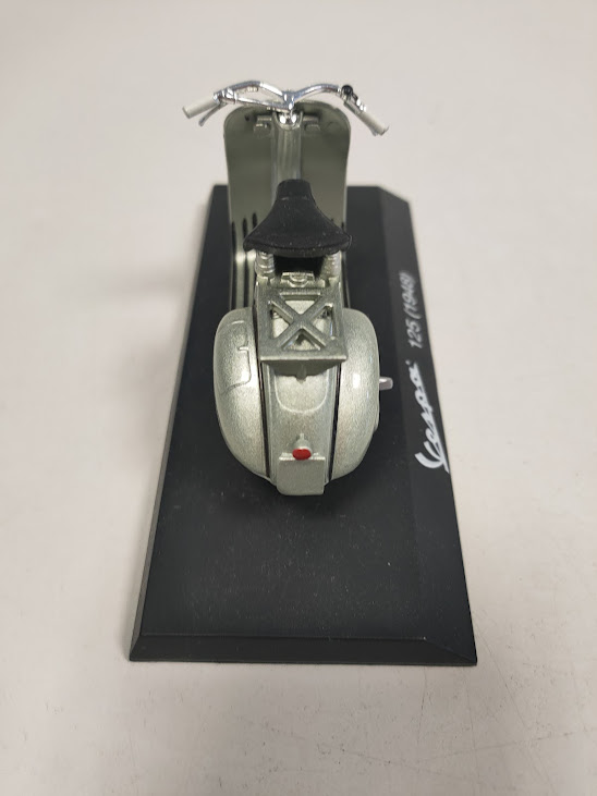 Modellino Vespa 125 Maisto 1948 Scala 1:18 Vintage Anni 2000