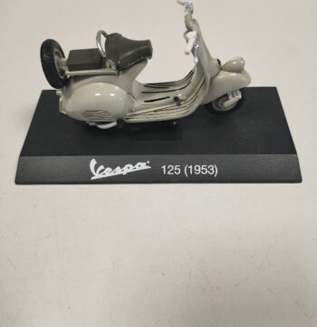 Modellino Vespa 125 Maisto 1953 Scala 1:18 Vintage Anni 2000