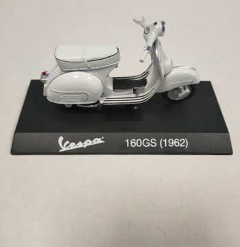 Modellino Vespa 160GS Maisto 1962 Scala 1:18 Vintage Anni 2000