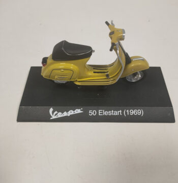 Modellino Vespa 50 Elestart Maisto 1969 Scala 1:18 Vintage Anni 2000