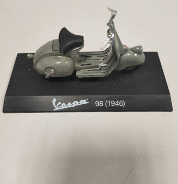 Modellino Vespa 98 Maisto 1946 Scala 1:18 Vintage Anni 2000
