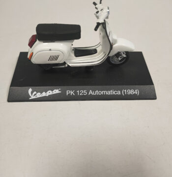 Modellino Vespa PK 125 Automatica Maisto 1984 Scala 1:18 Vintage Anni 2000