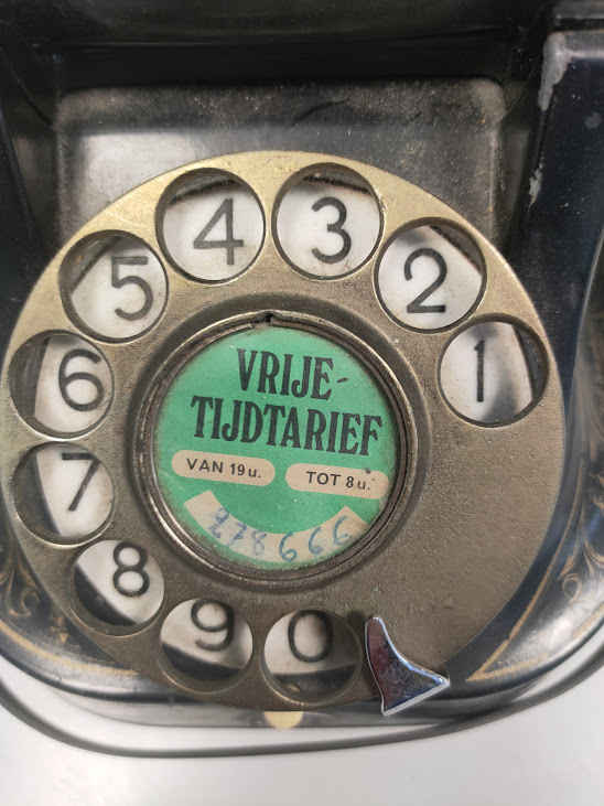 Telefono Fisso Modello RTT 56A Prodotto da Atea Vintage Anni '50
