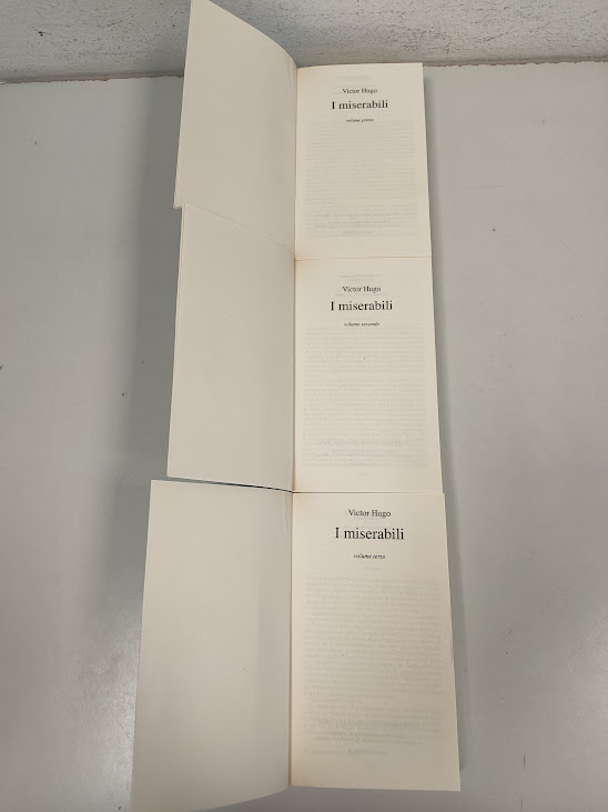 Cofanetto Libri 3 Volumi I Miserabili Victor HUGO 2002